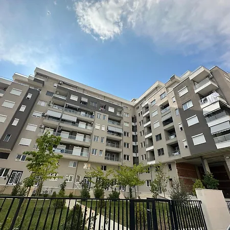 Iona 3 Lägenhet Golem (Tirana)