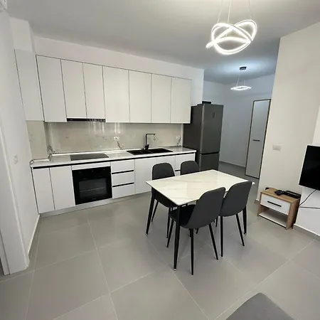 Iona 3 Apartmán Golem (Tirana)