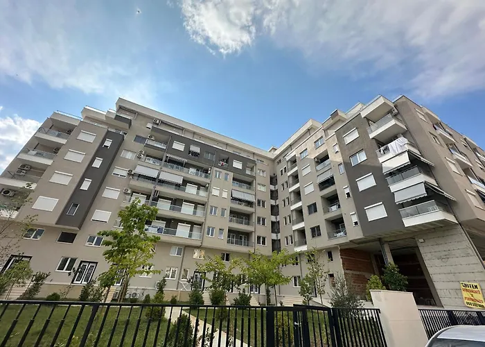 Iona 3 Apartman Golem